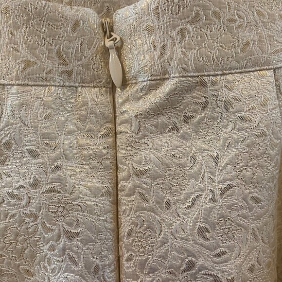 Bebe Gold Print Metallic Skirt Size 10 - Picture 6 of 12